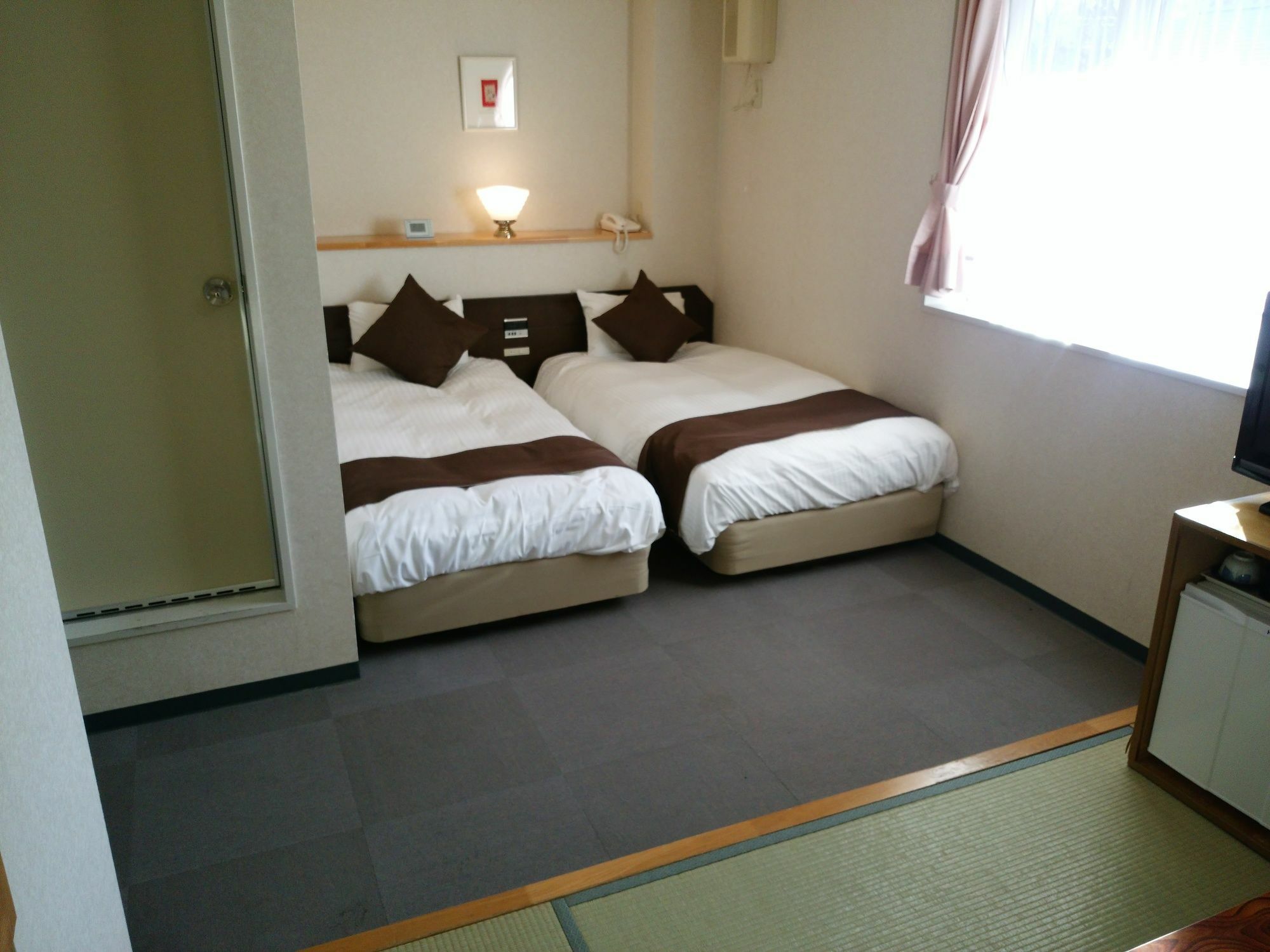 Resort Inn North Country Furano Exterior photo